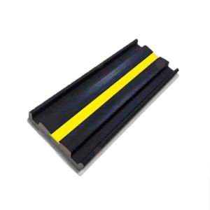 This heavy-duty rubber wall guard (1000x200x25mm, 12kg) features black body with yellow safety stripes for high visibility, protecting walls in high-traffic areas like hospitals and schools. Made of impact-absorbing rubber, it prevents scratches and dents
