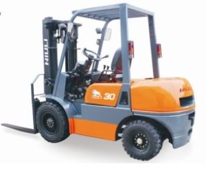 Forklift, Make : Niuli